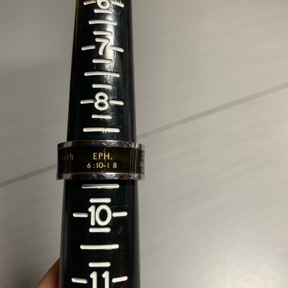 Christian Ring - Picture 1 of 2